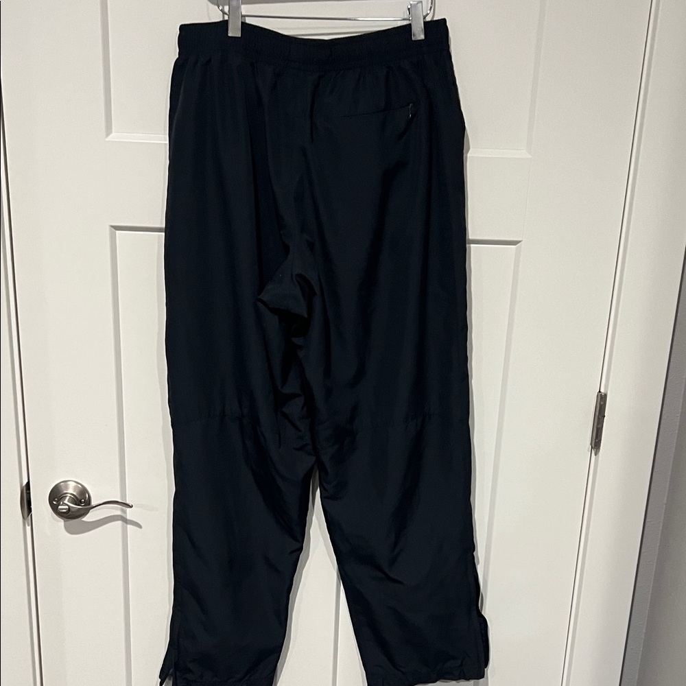 Vintage Nike Black Mesh Lined Zip Ankles Windbreaker Pants Sz  XL - Picture 4 of 10